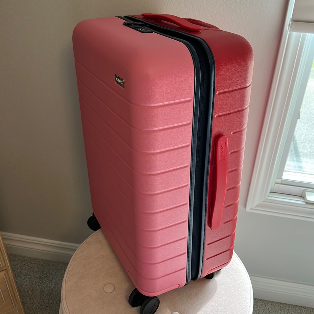 Away Bigger Carry-On Suitcase